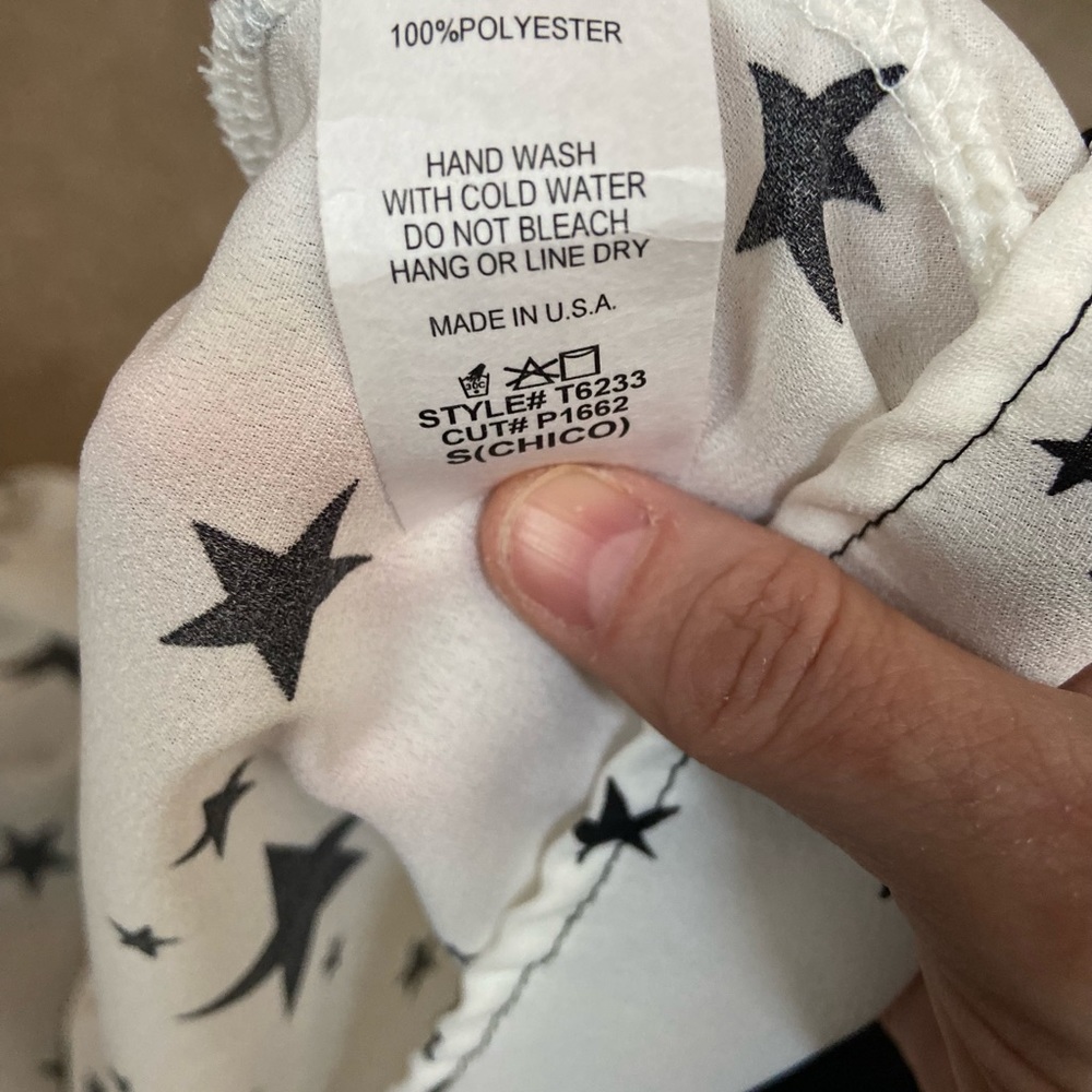 Blumin Black/White Star Patterned Button Down Sle… - image 6